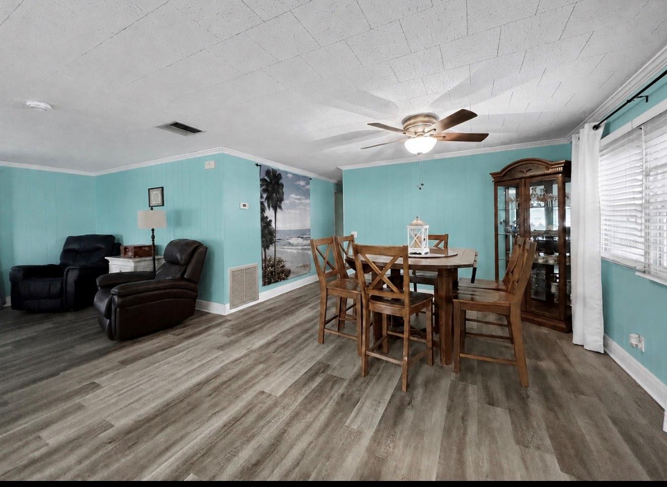 1100 BELCHER RD S #304 — photo 33