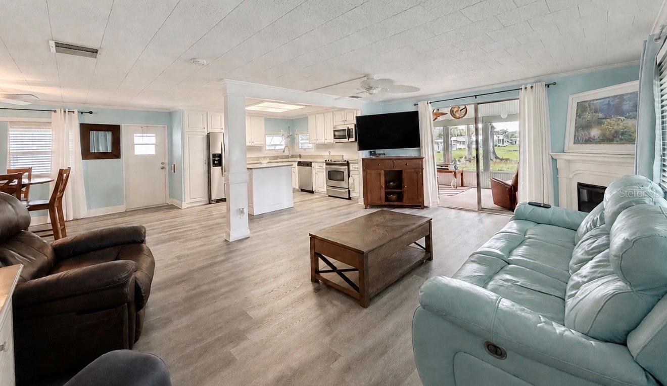 1100 BELCHER RD S #304 — photo 11