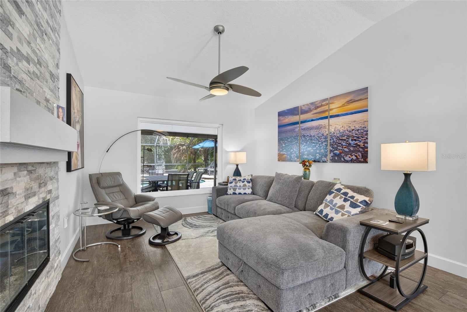 12935 RAYSBROOK DR — photo 17