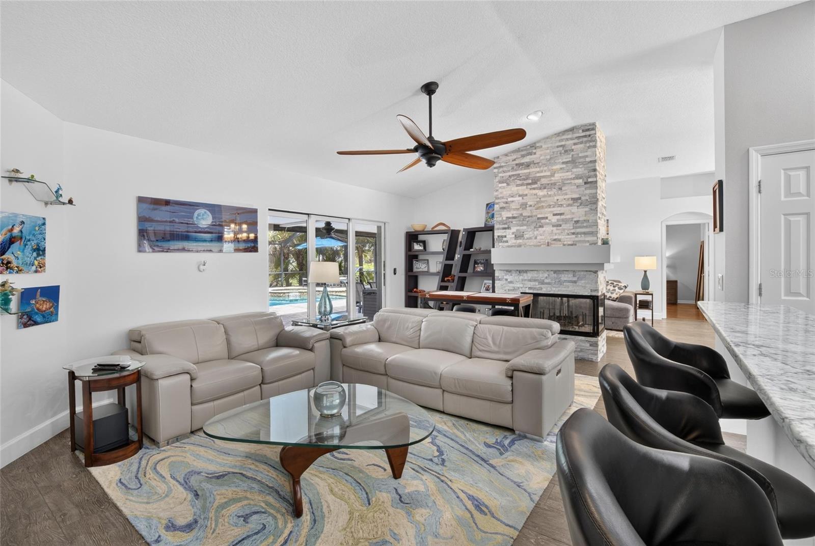 12935 RAYSBROOK DR — photo 12