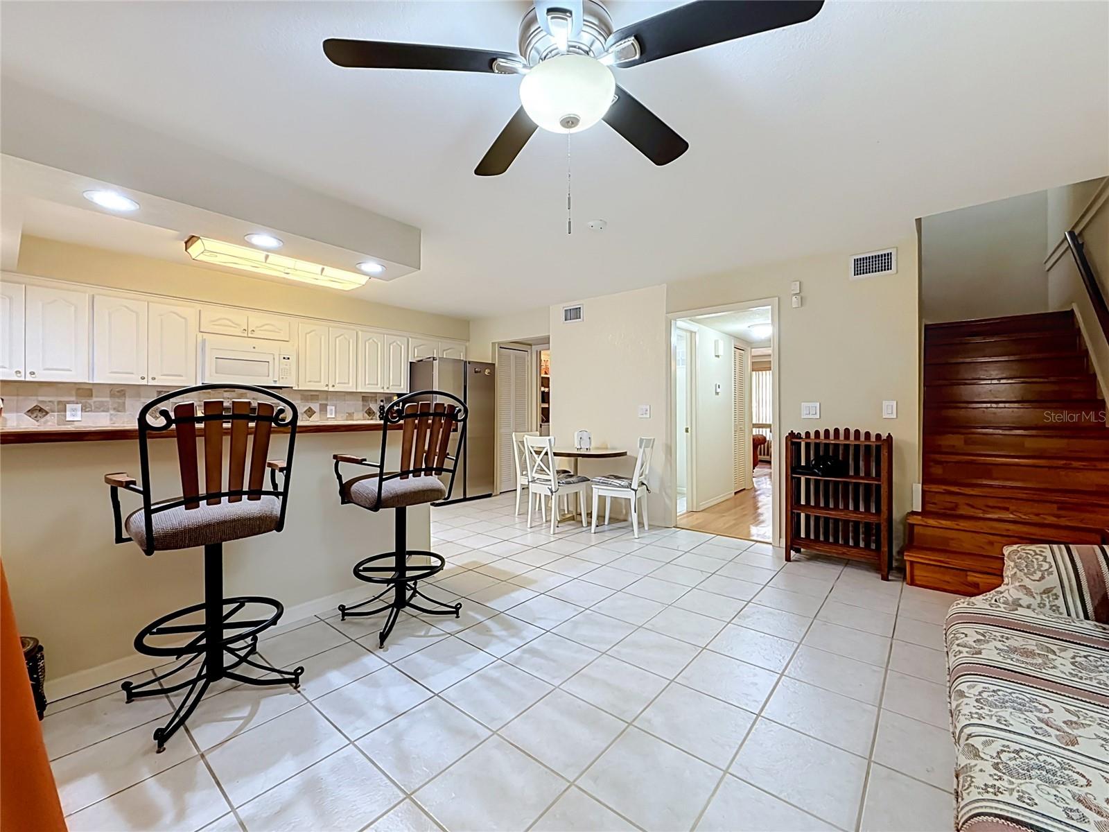 8830 DR MARTIN LUTHER KING JR ST N #UNIT 2B — photo 11