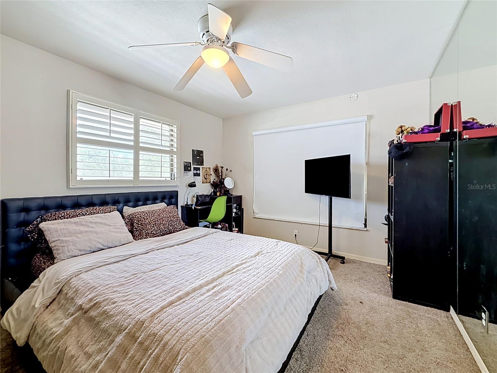 8830 DR MARTIN LUTHER KING JR ST N #UNIT 2B — photo 27