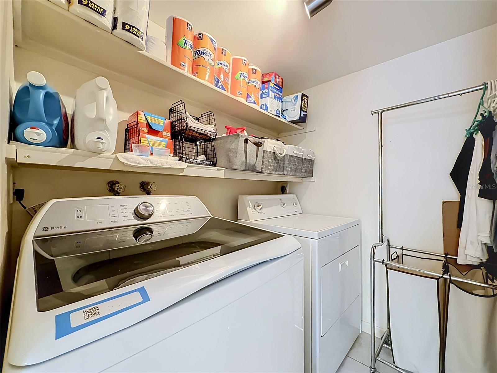 8830 DR MARTIN LUTHER KING JR ST N #UNIT 2B — photo 30