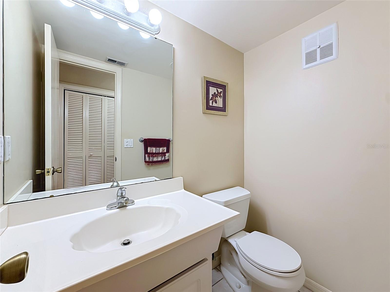 8830 DR MARTIN LUTHER KING JR ST N #UNIT 2B — photo 16
