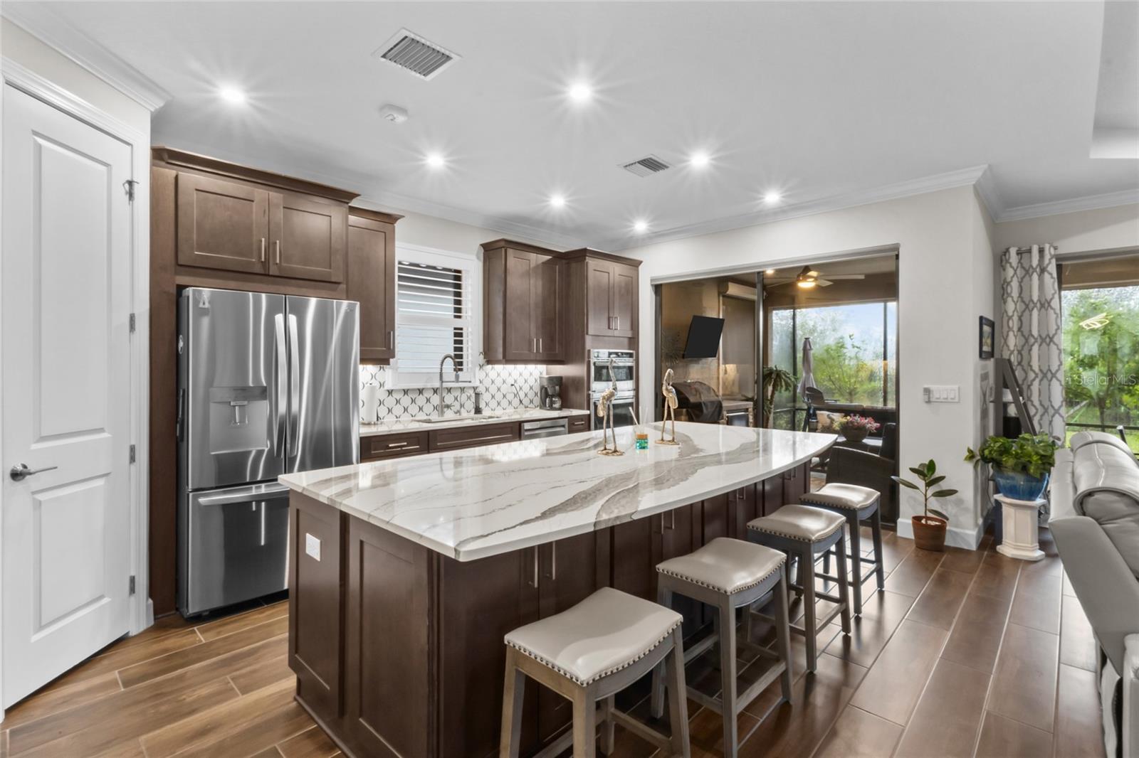 4532 CRESTPOINT WAY — photo 3