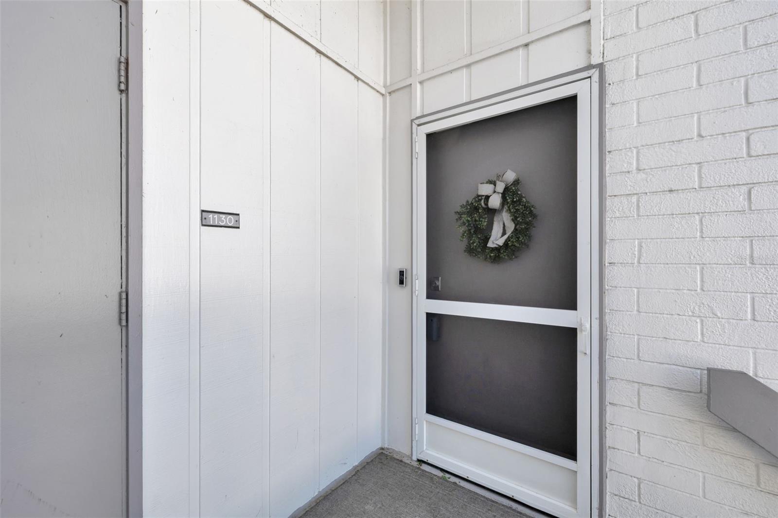 1130 W PEPPERTREE LN #118 — photo 8