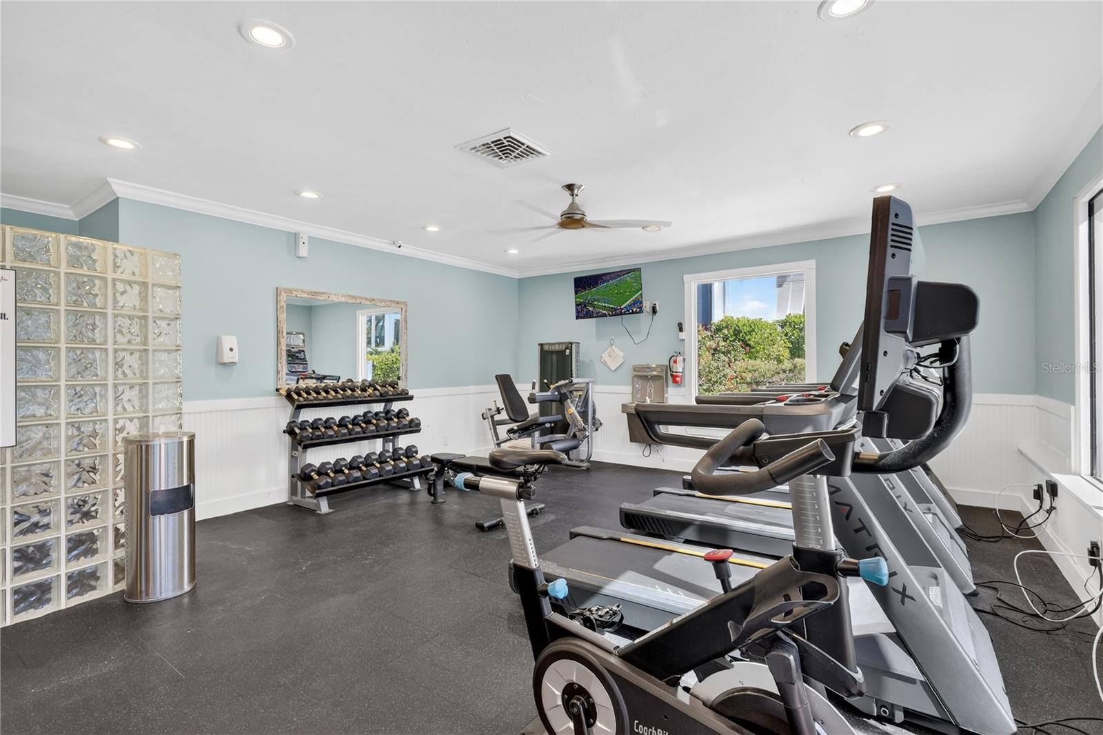 1130 W PEPPERTREE LN #118 — photo 30