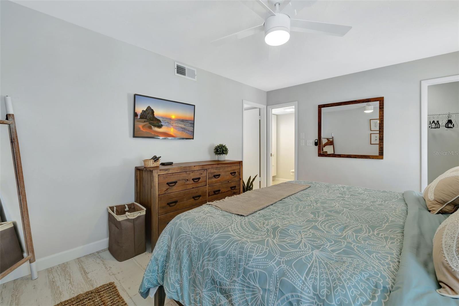 1130 W PEPPERTREE LN #118 — photo 15
