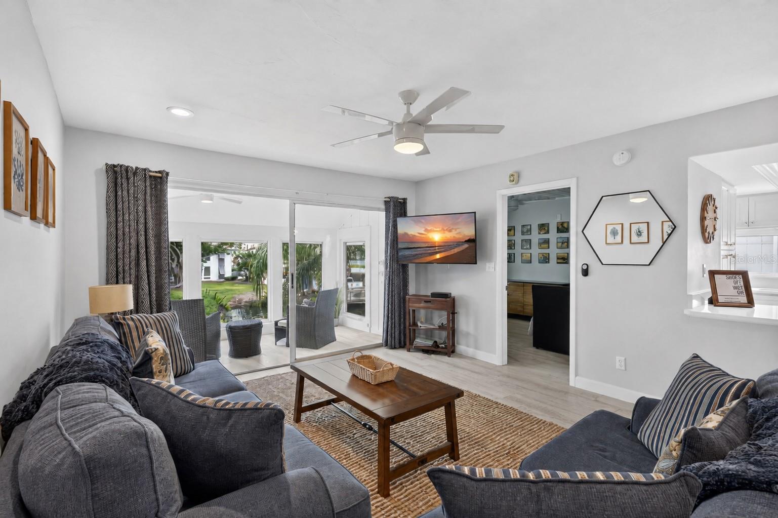 1130 W PEPPERTREE LN #118 — photo 7
