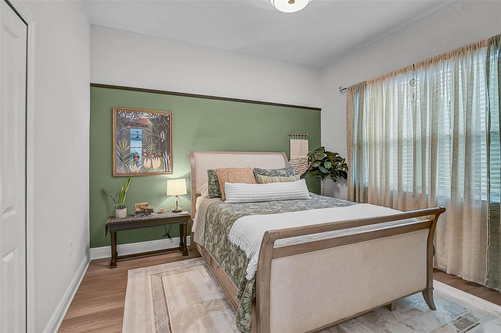 21345 HOLMES CIR — photo 30