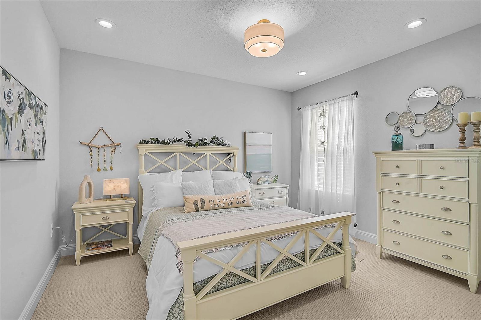 21345 HOLMES CIR — photo 42