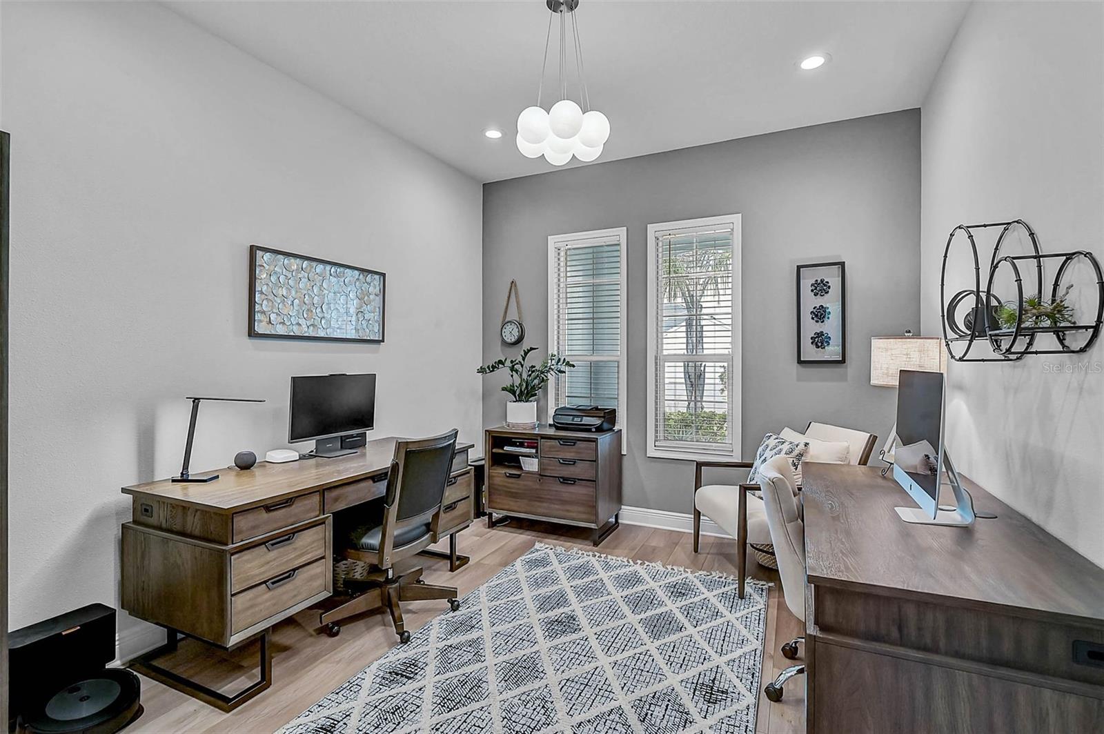 21345 HOLMES CIR — photo 19
