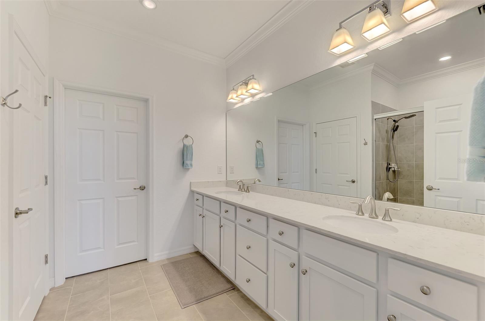 10212 STAGGERBUSH DR #202 — photo 29