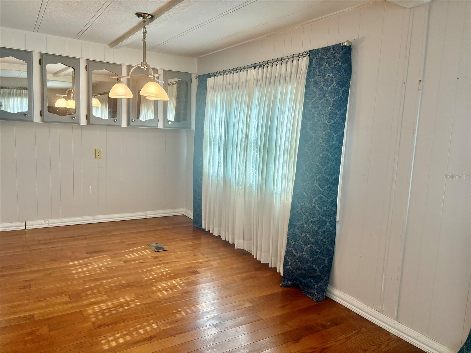 1601 MIDLOTHIAN ST — photo 7