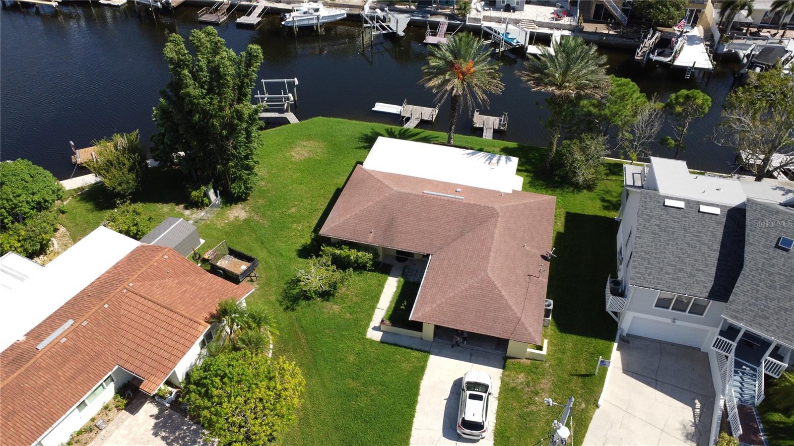 4850 BONITO DR — photo 8