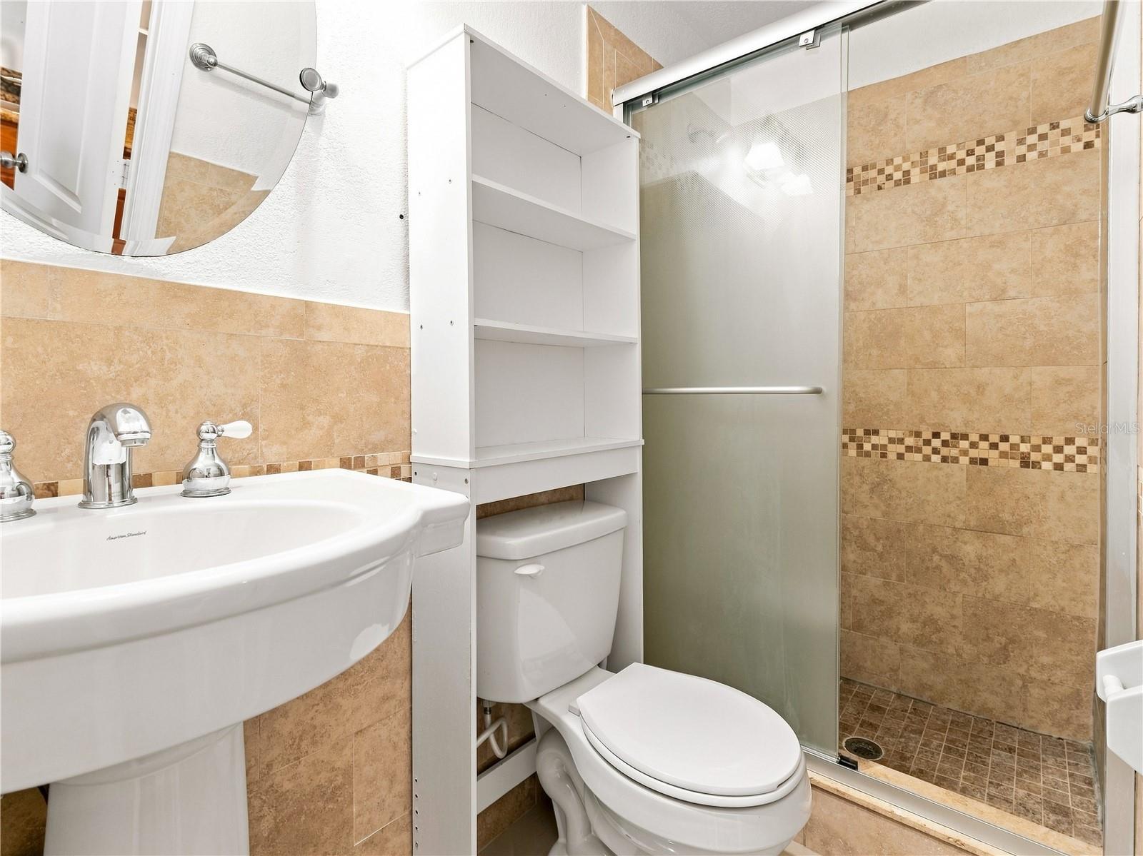 6529 LA MESA CIR — photo 45