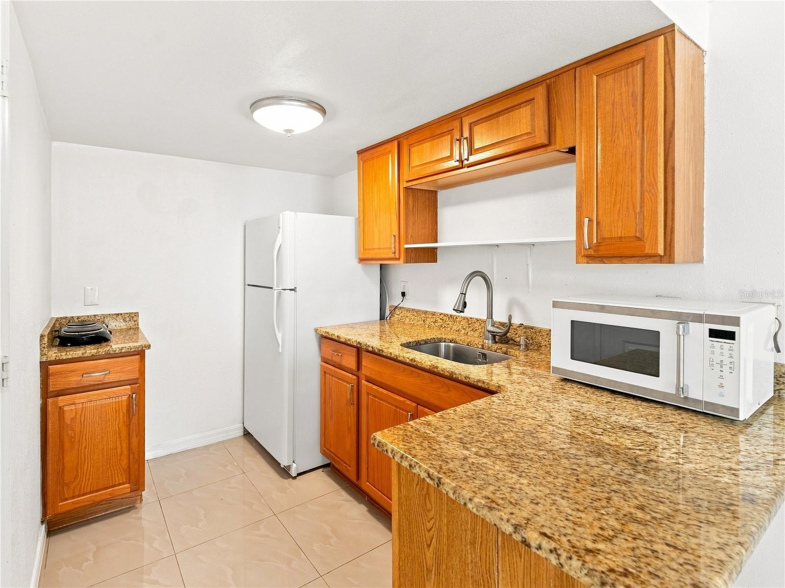 6529 LA MESA CIR — photo 43