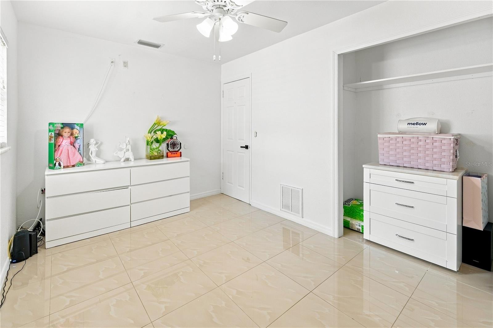 6529 LA MESA CIR — photo 16