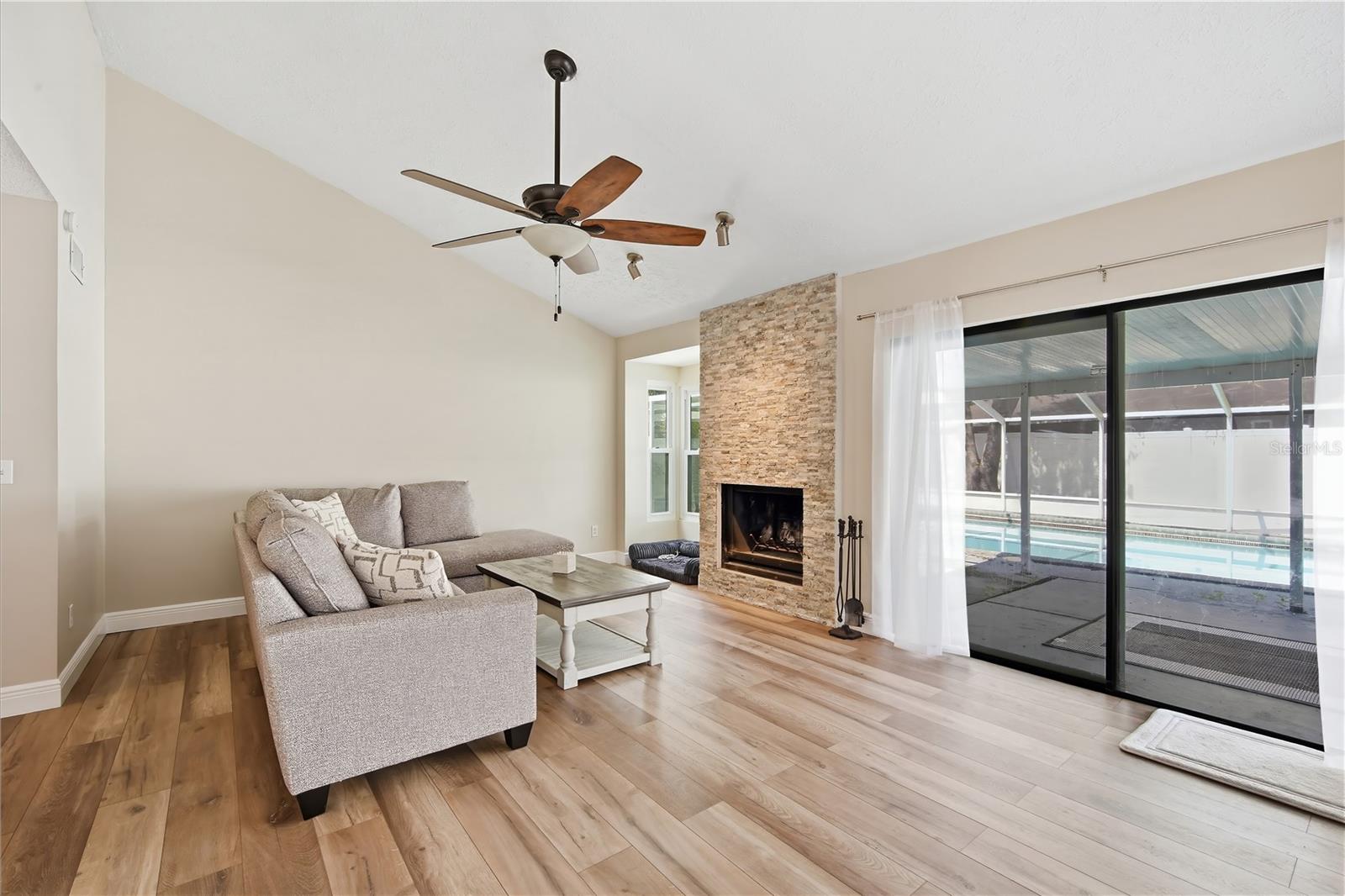 4509 GRAINARY AVE — photo 5
