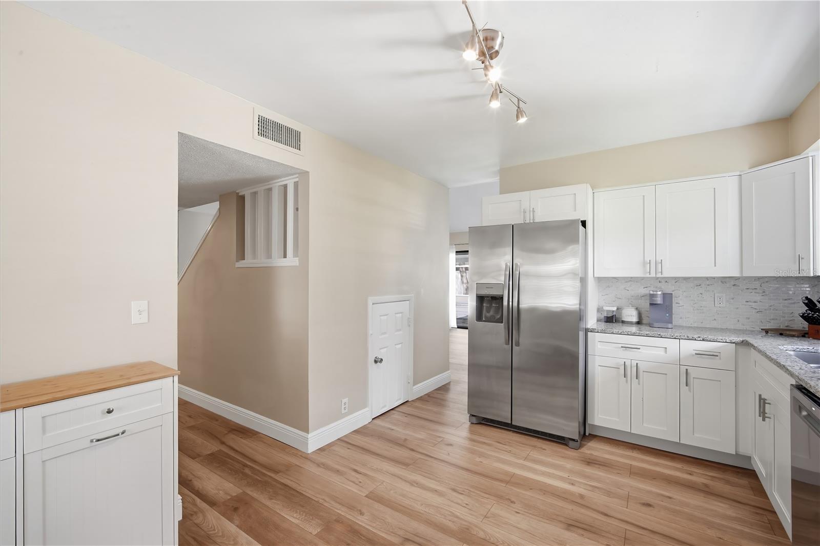 4509 GRAINARY AVE — photo 10
