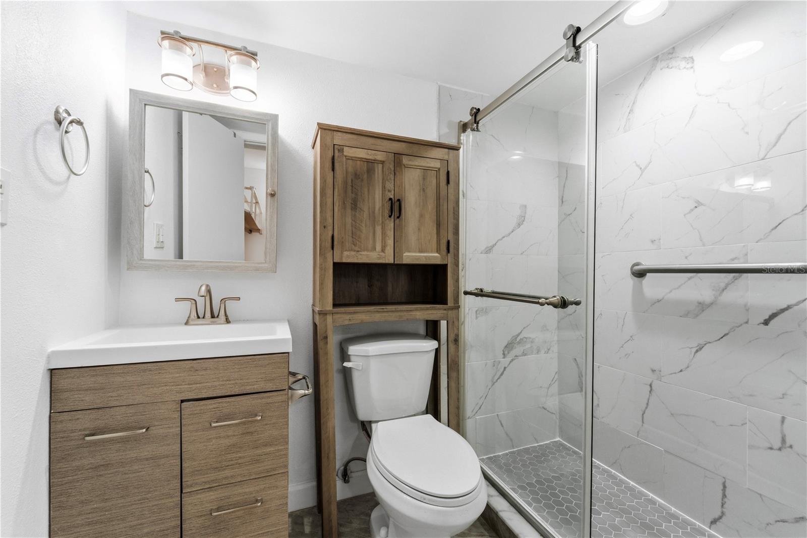 5820 N CHURCH AVE #422 — photo 8