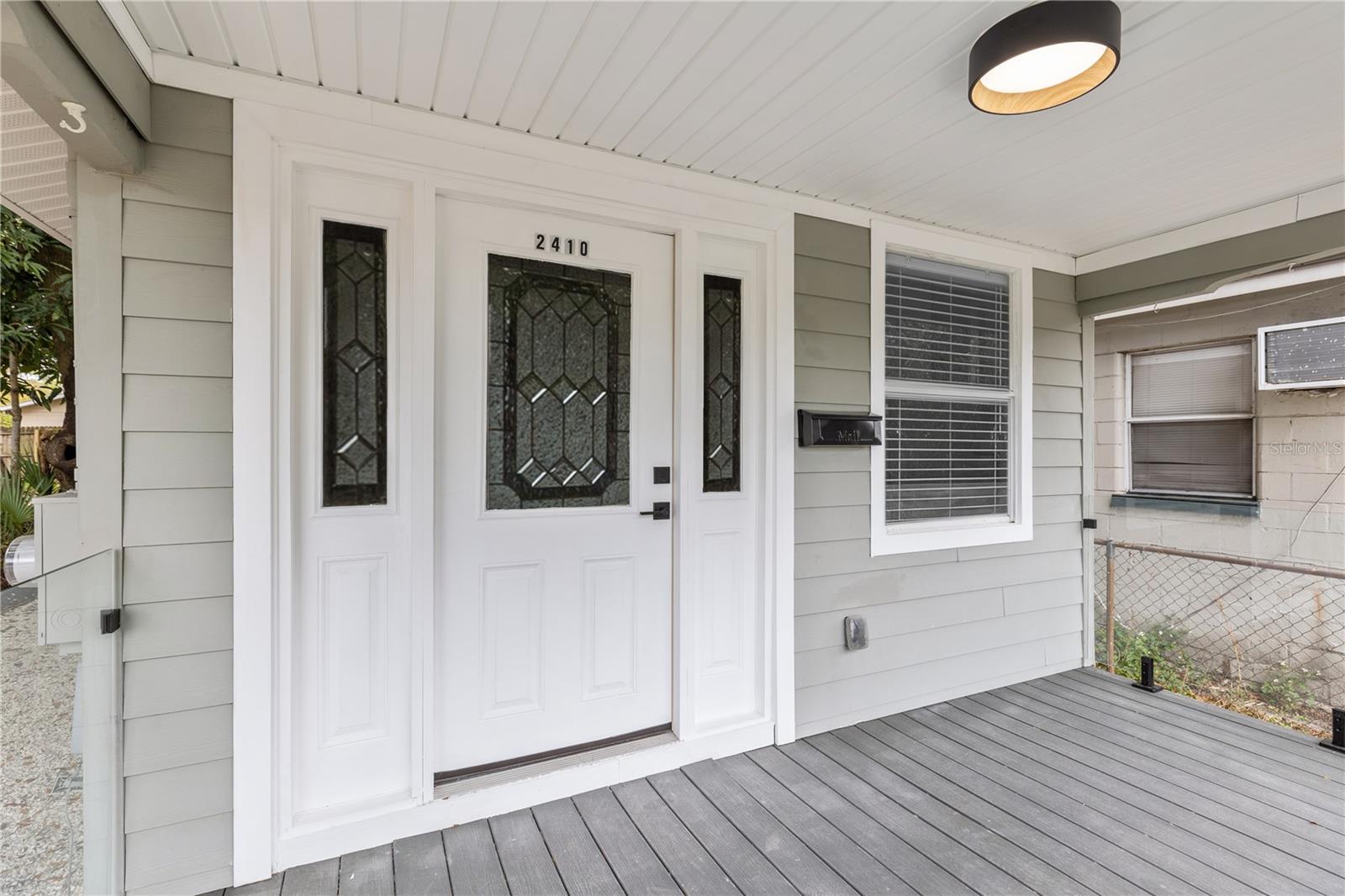 2410 E COLUMBUS DR — photo 5