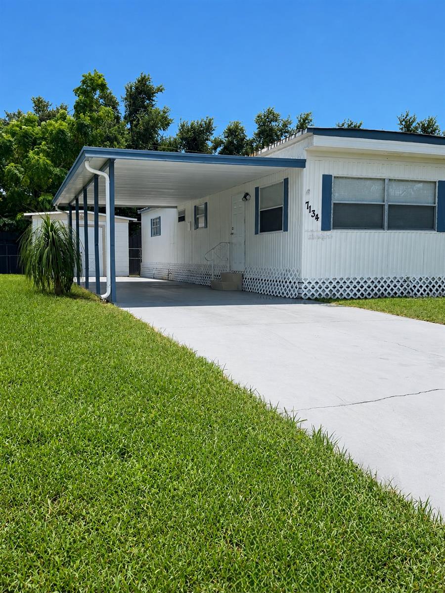 7134 LOFTY DR — photo 3