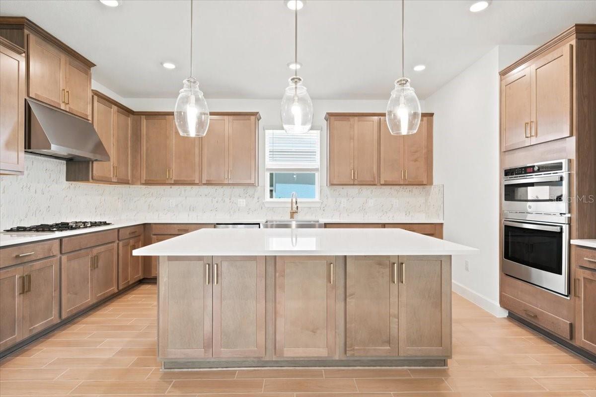 13902 FLETCHER DR — photo 12