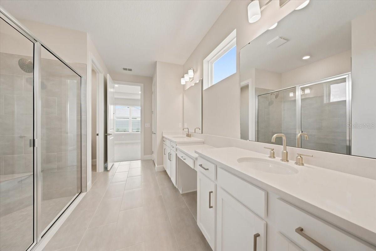13836 FLETCHER DR — photo 25