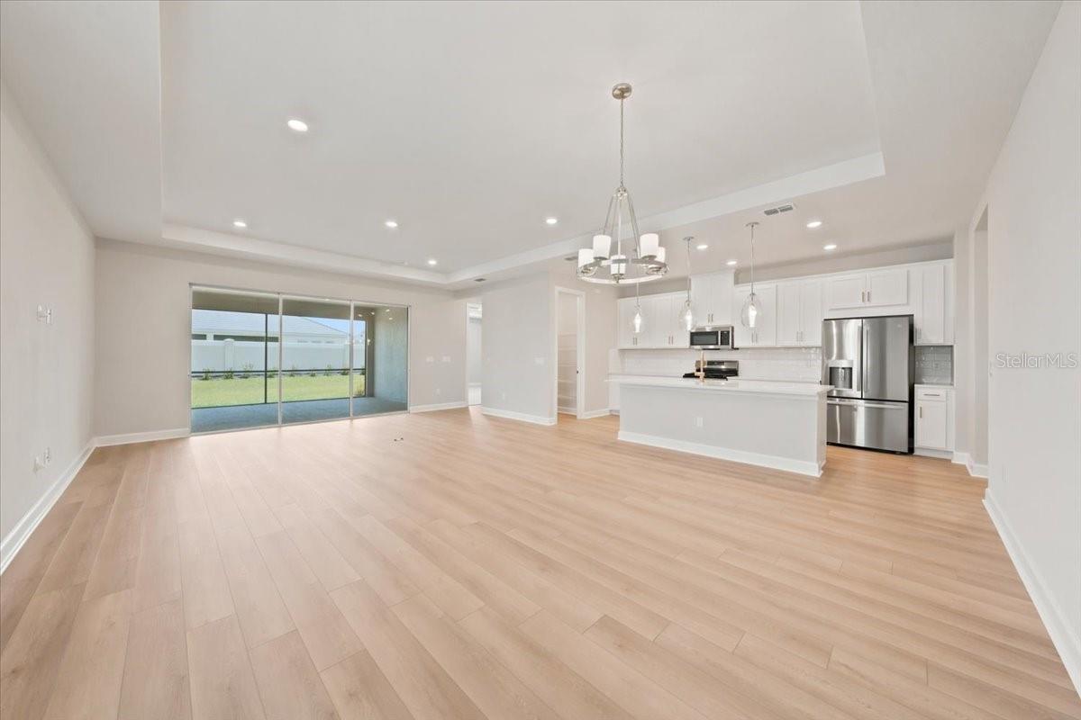13836 FLETCHER DR — photo 5