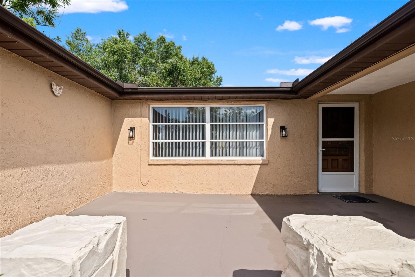 9926 LAKESIDE LN — photo 5