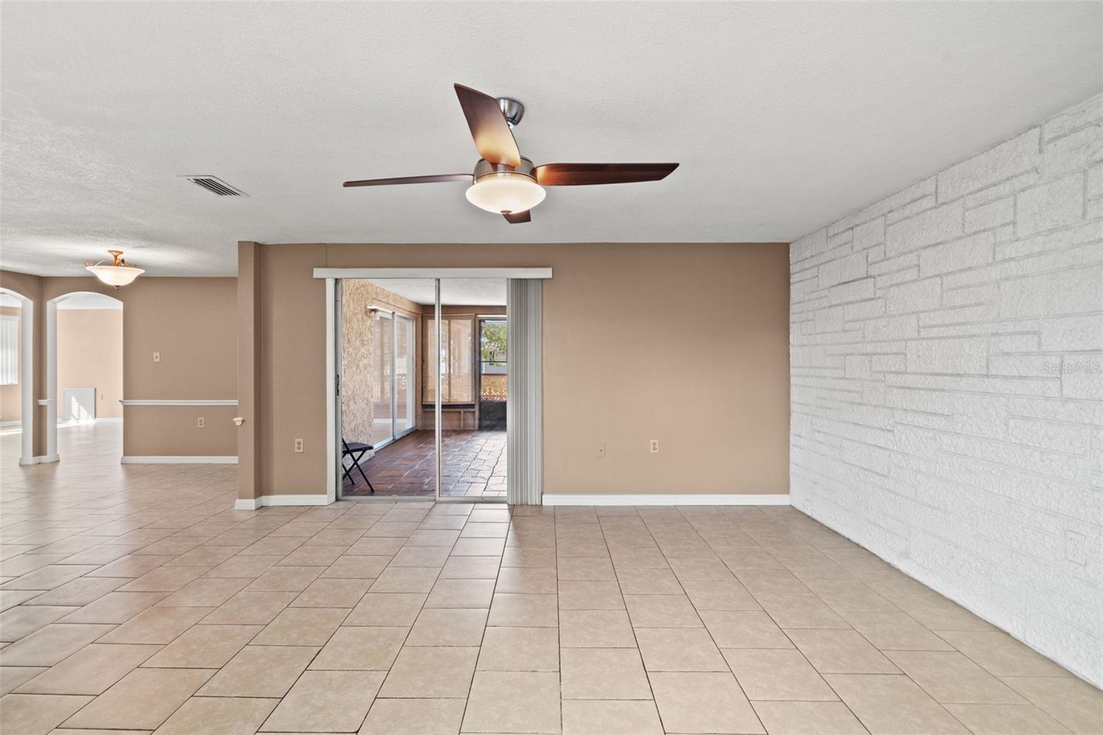 9926 LAKESIDE LN — photo 29