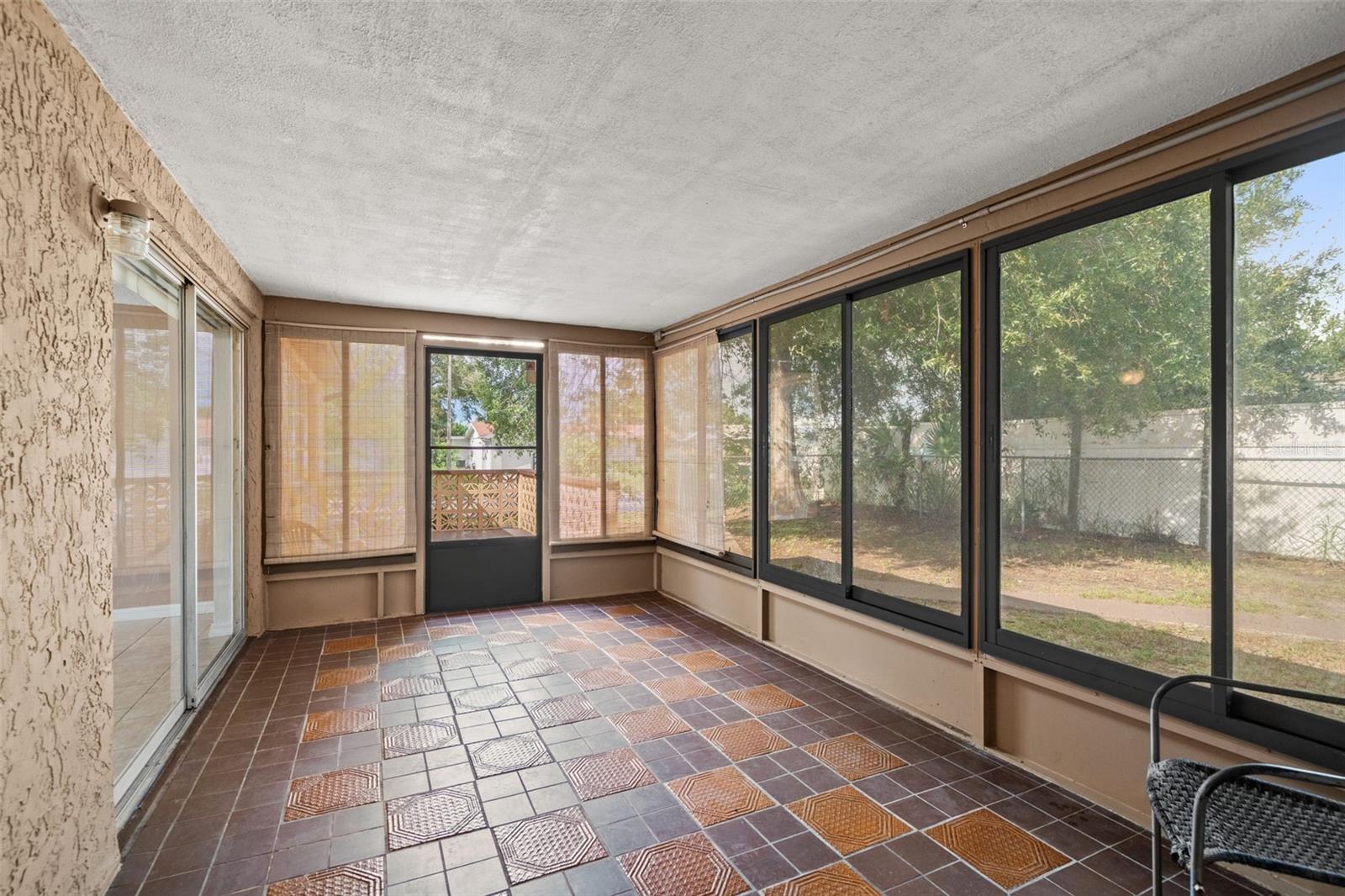 9926 LAKESIDE LN — photo 30