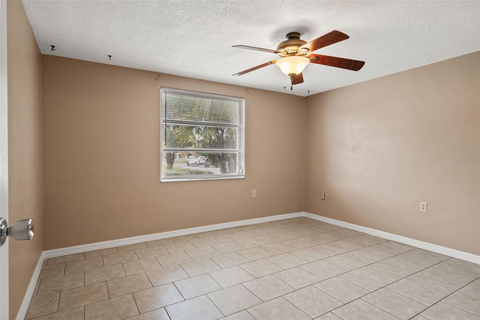 9926 LAKESIDE LN — photo 20