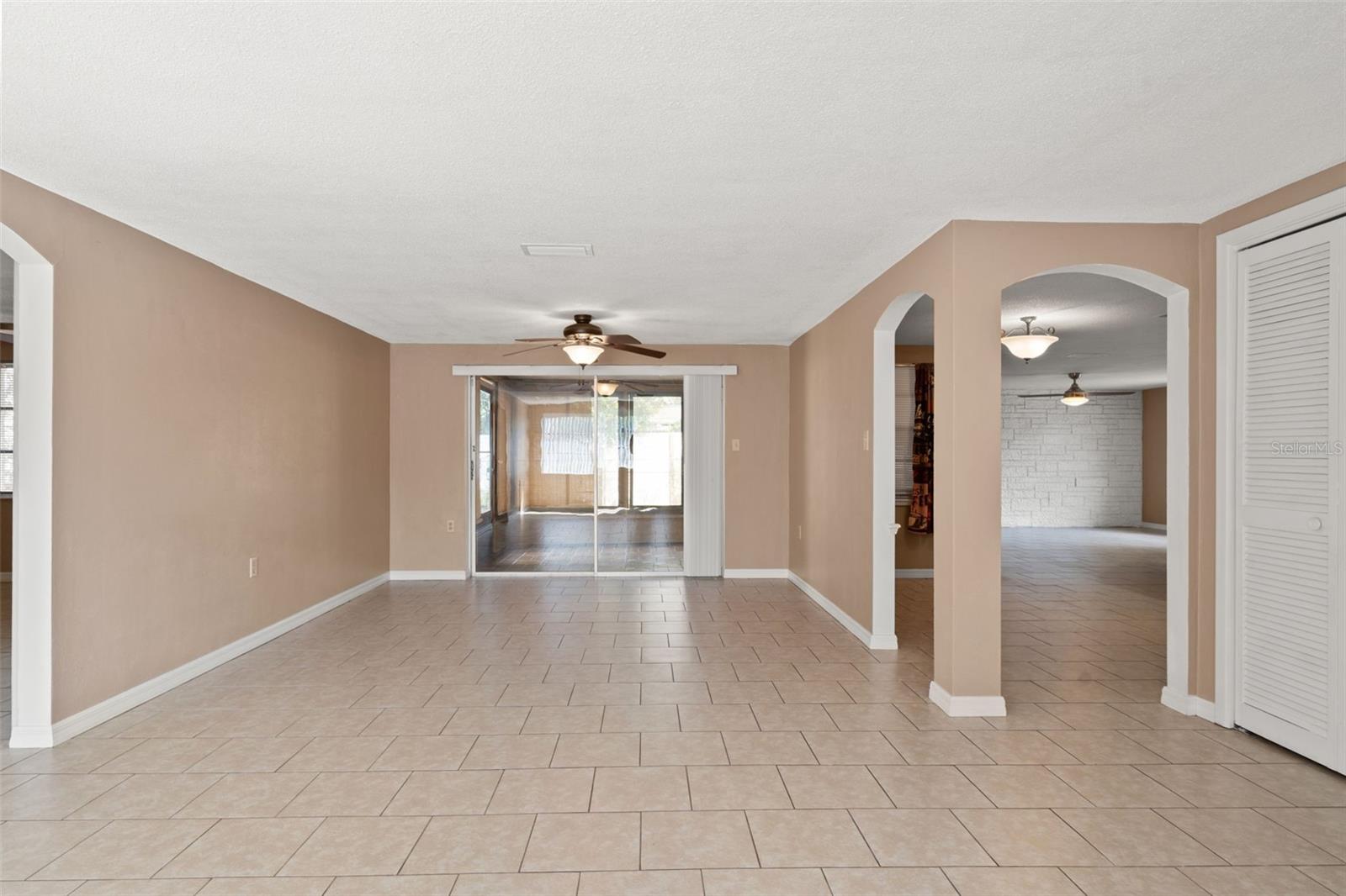 9926 LAKESIDE LN — photo 11