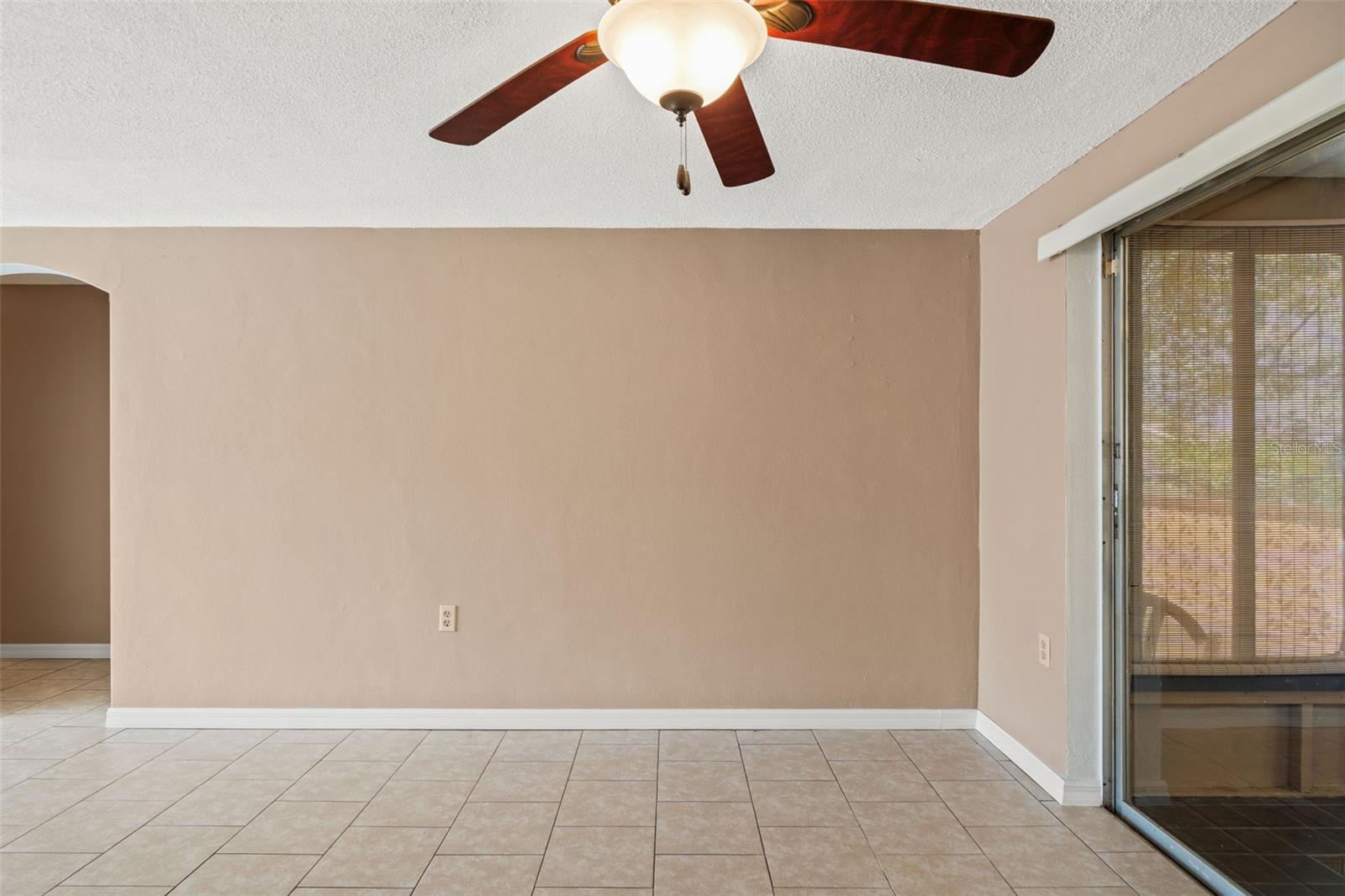 9926 LAKESIDE LN — photo 9
