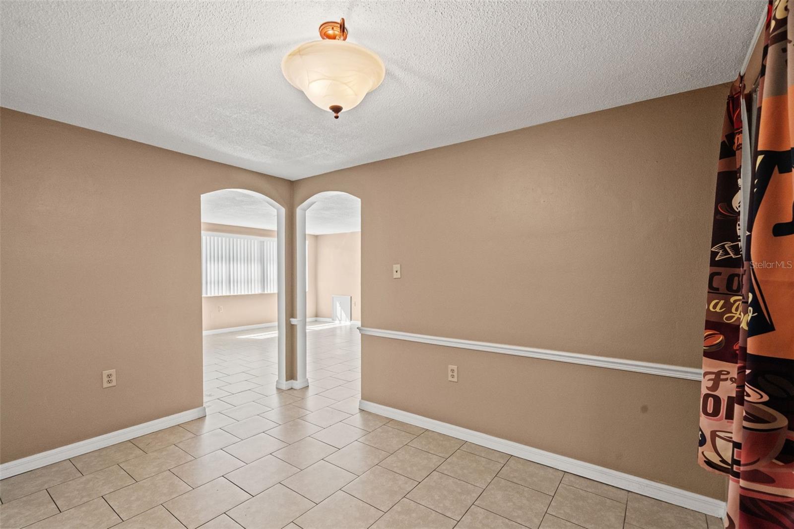 9926 LAKESIDE LN — photo 23