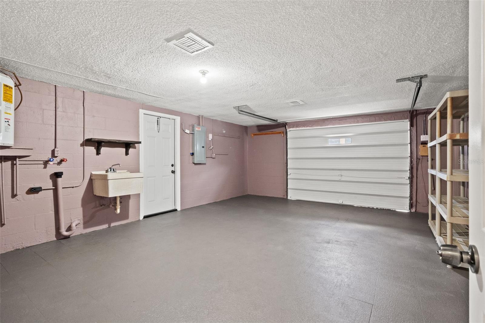 9926 LAKESIDE LN — photo 33