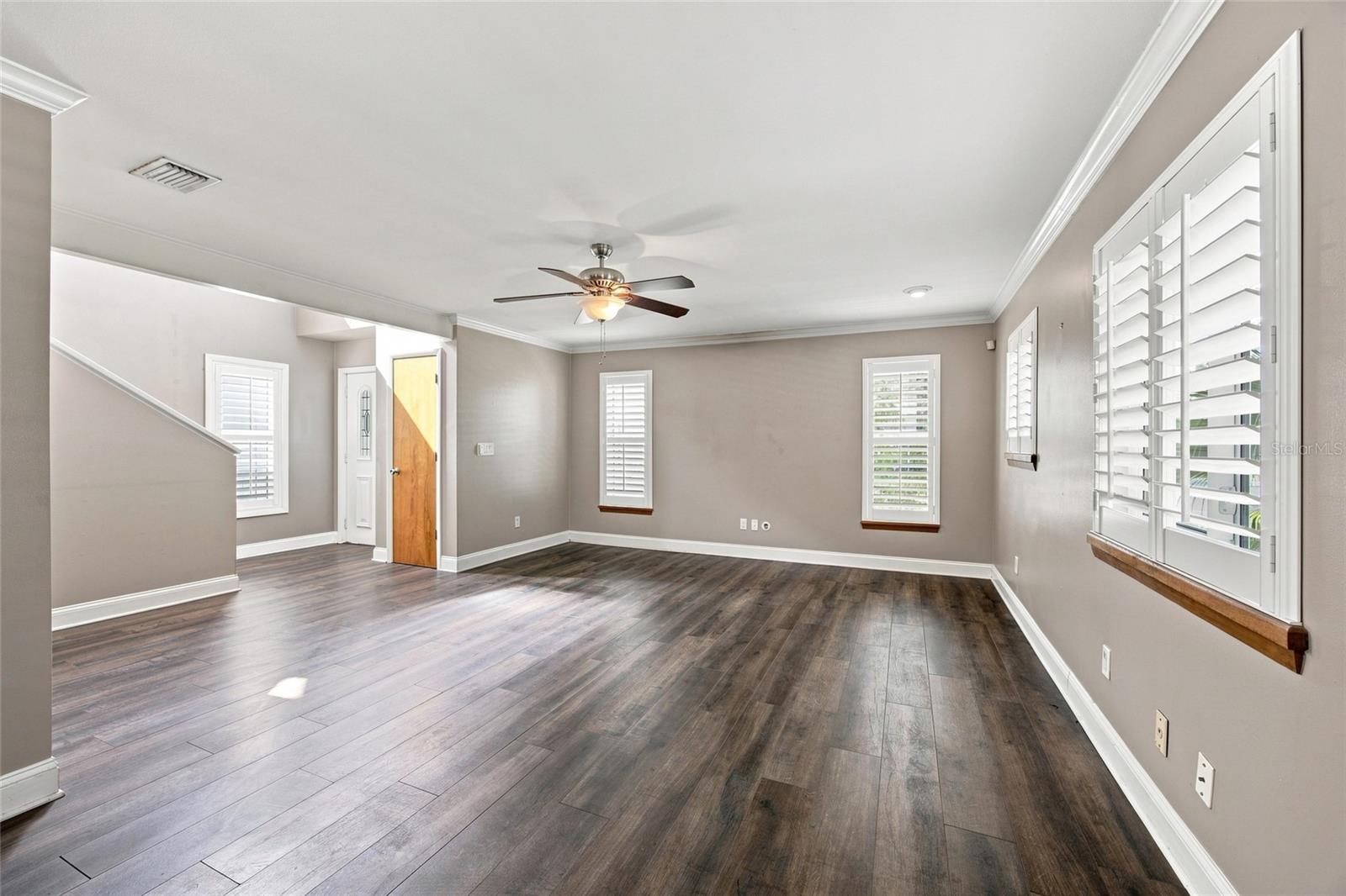 2802 W ESTRELLA ST — photo 6