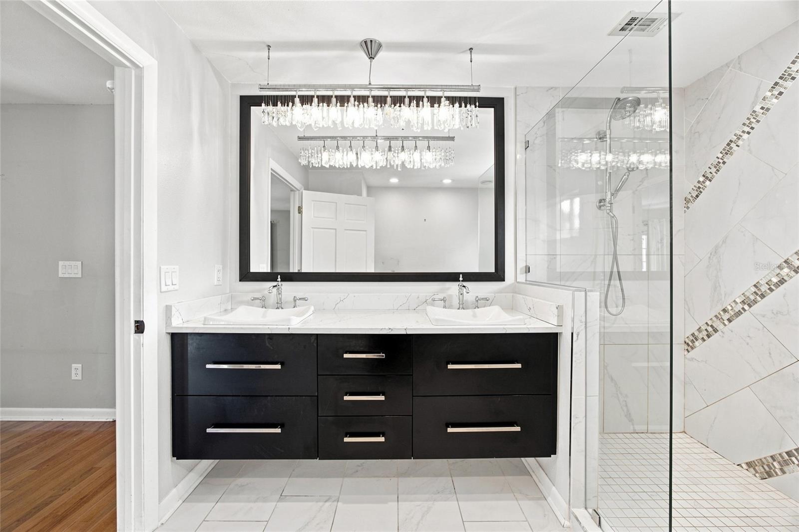 2802 W ESTRELLA ST — photo 23