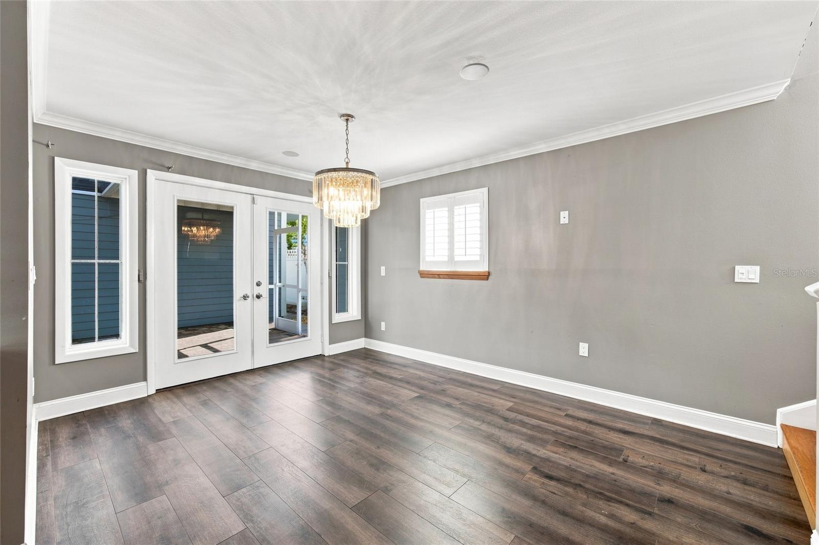 2802 W ESTRELLA ST — photo 13