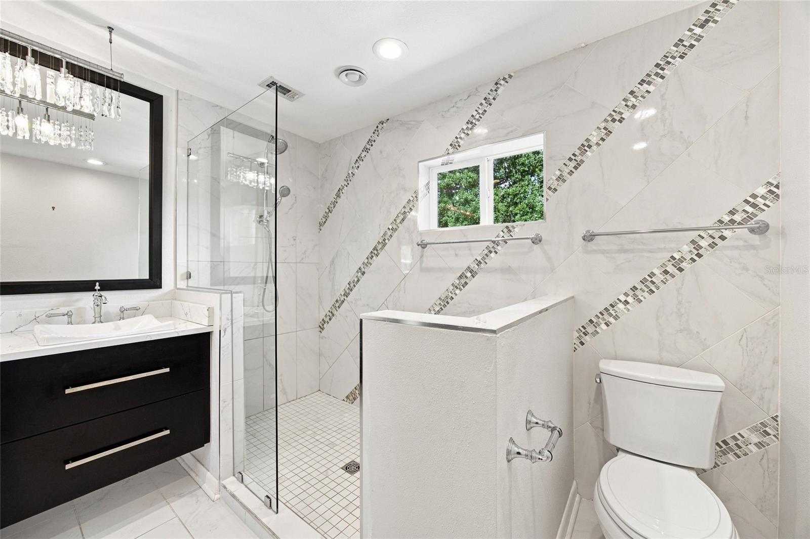 2802 W ESTRELLA ST — photo 25