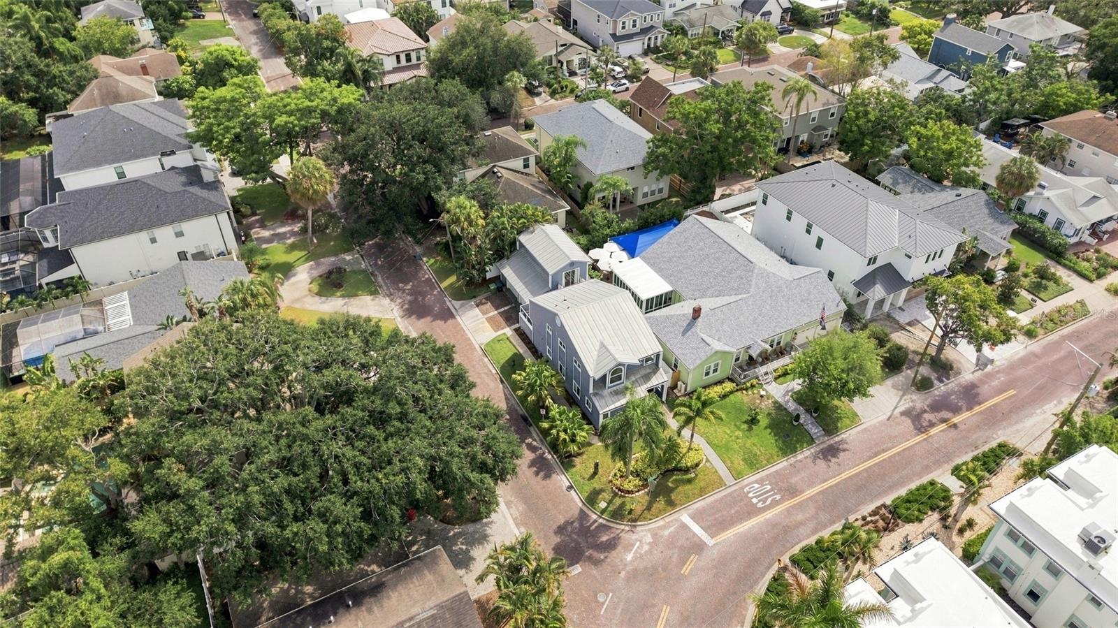 2802 W ESTRELLA ST — photo 47