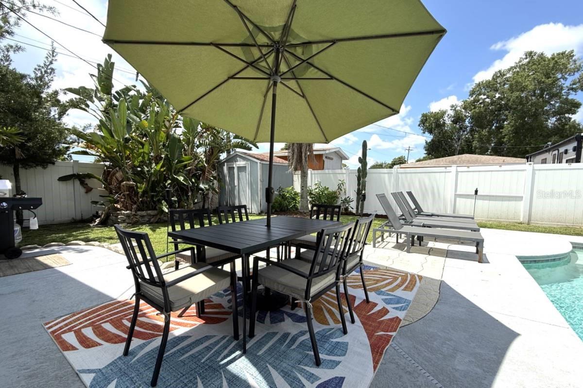 7002 N CAMERON AVE — photo 43