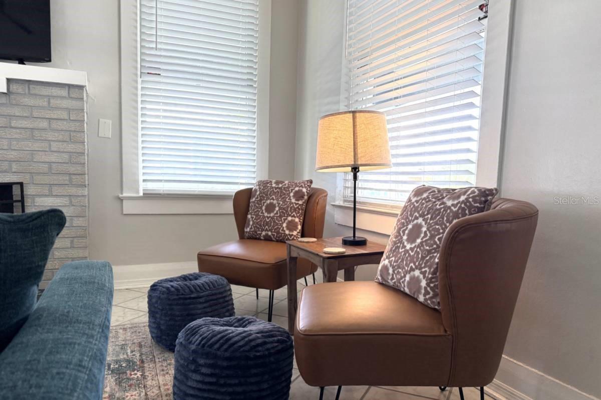 7002 N CAMERON AVE — photo 13