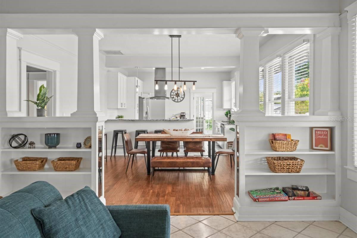 7002 N CAMERON AVE — photo 15