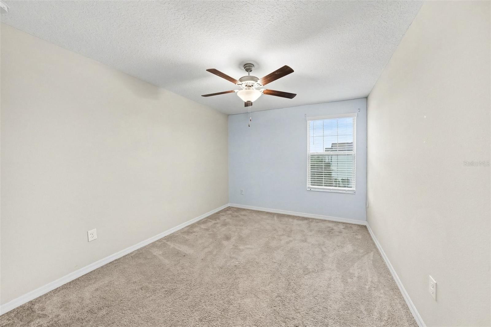 1507 GOLDEN GLOW DR — photo 20