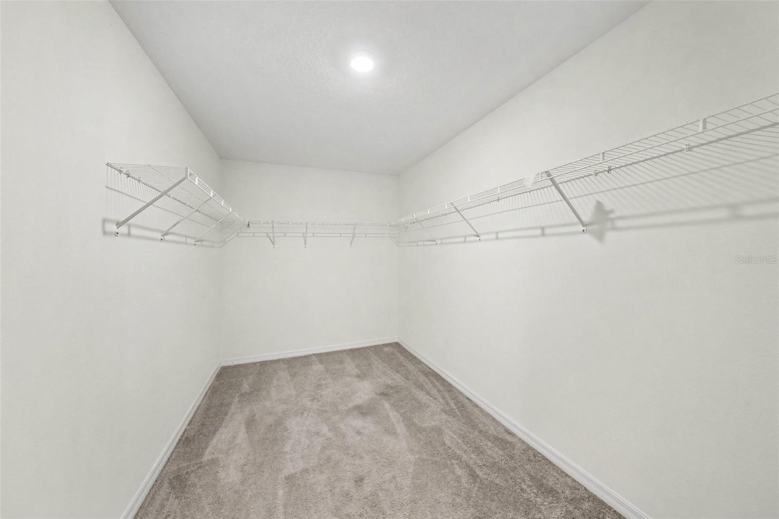 1507 GOLDEN GLOW DR — photo 17
