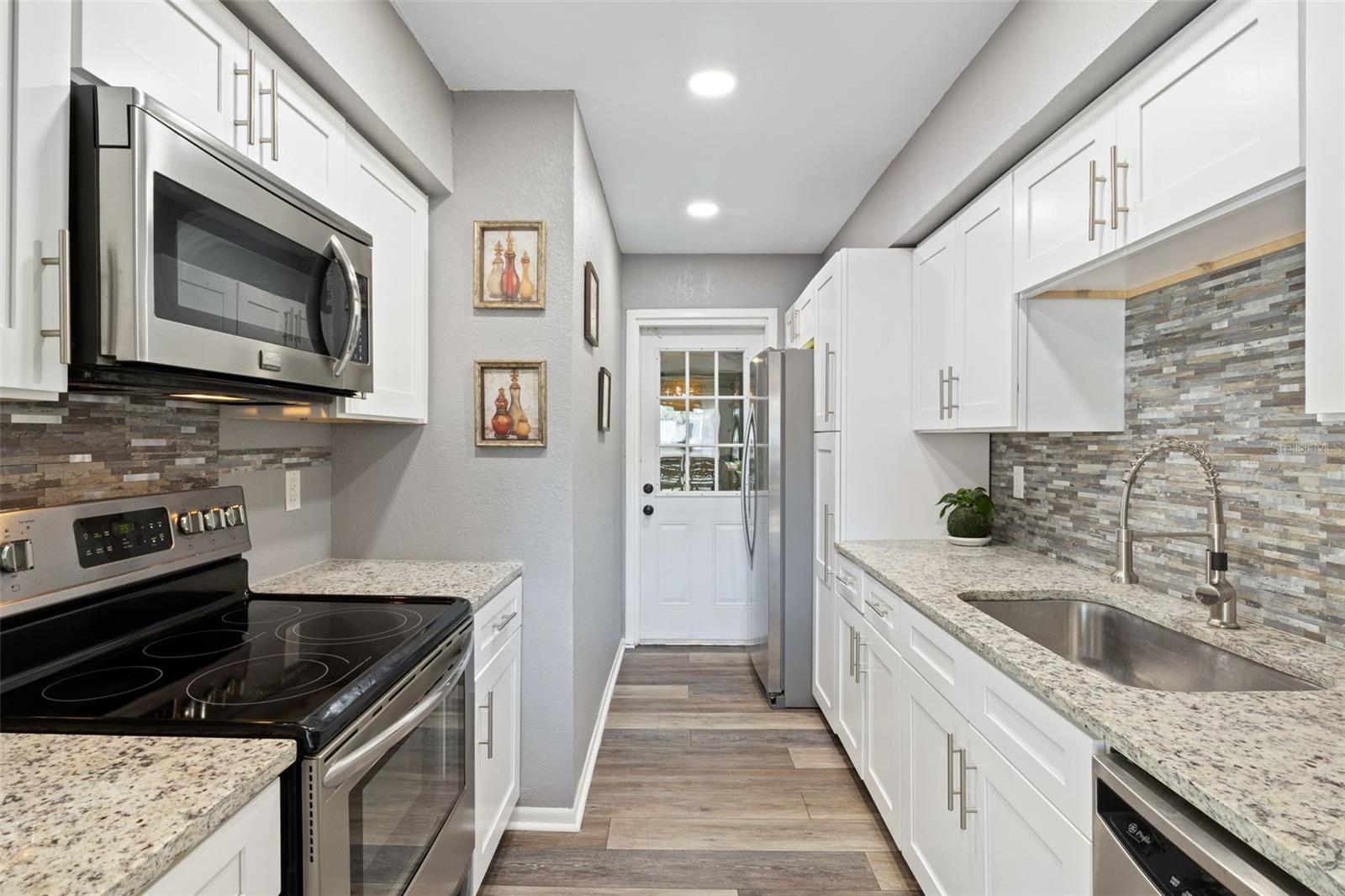 6305 MORNINGMIST CT #6305 — photo 4
