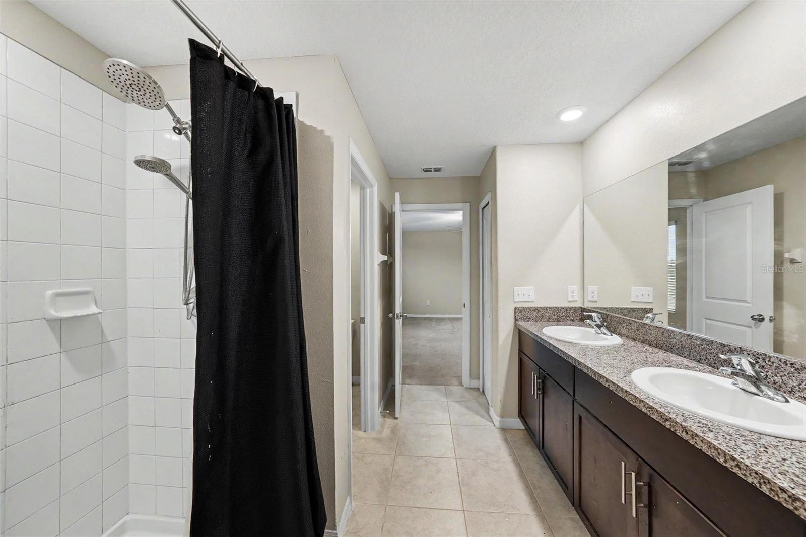 1507 GOLDEN GLOW DR — photo 16